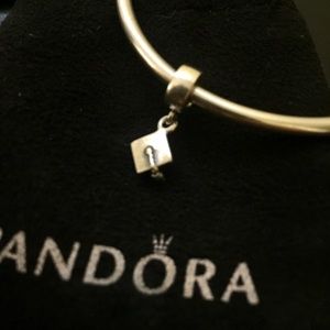 *RETIRED* Pandora Graduation Cap Charm